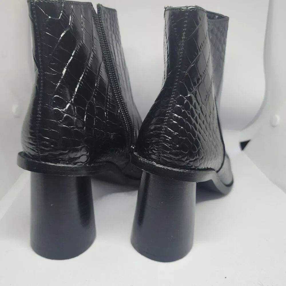 Gibson Latimer Vina Leather Croc Embossed Block Heel Ankle Boots Size 7 M